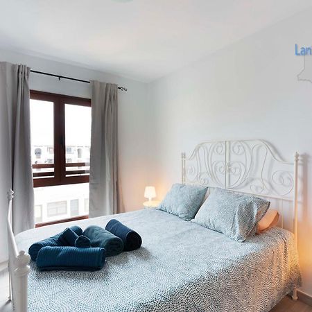 Vivienda Vacacional Golden Sun Leilighet Costa Teguise Eksteriør bilde