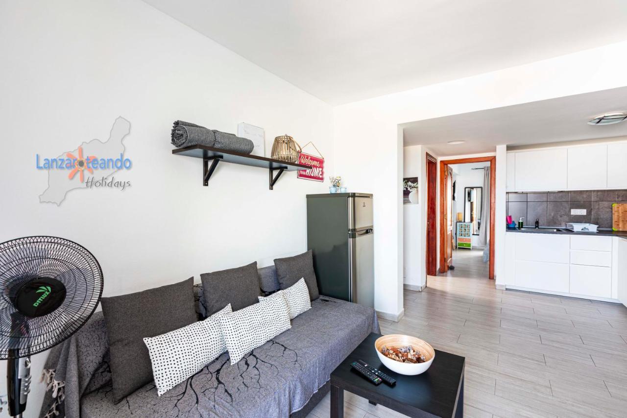 Vivienda Vacacional Golden Sun Leilighet Costa Teguise Eksteriør bilde